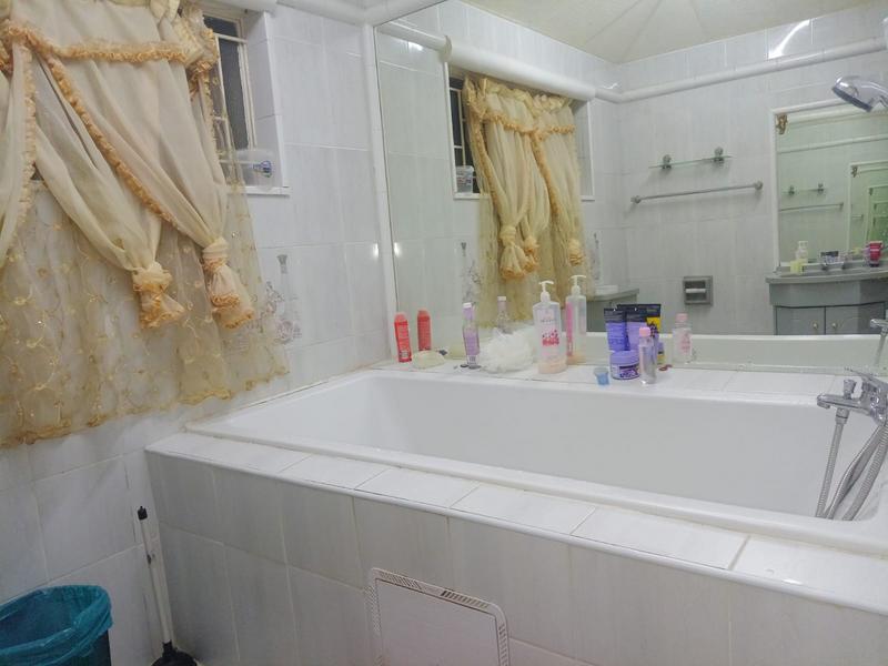 4 Bedroom Property for Sale in Ifafi North West